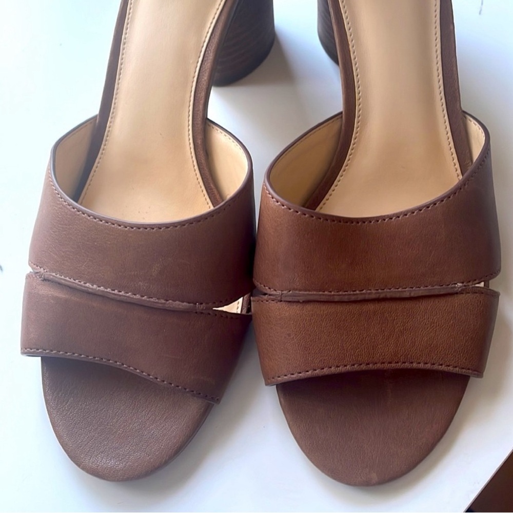 Vince Camuto Sandals, 11 - Picture 3 of 5